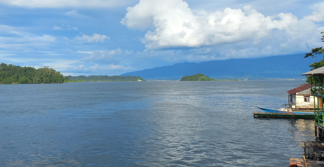 Laut Bacan diambil dari Desa Bajo. Sumber gambar: Dokumentasi pribadi.