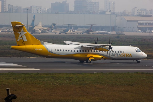 Apakah boleh membawa makanan ke kabin pesawat? Foto adalah ilustrasi. Sumber: Unsplash/Bornil Amin