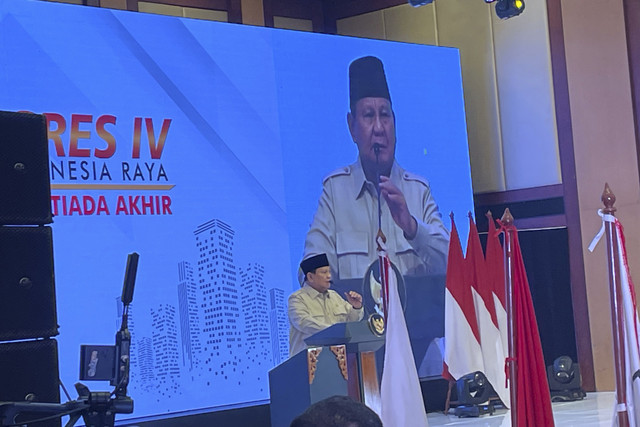Presiden RI Prabowo Subianto memberikan arahan di Kongres ke-IV PP TIDAR, di Hotel Borobudur Jakarta, Sabtu (17/5/2025). Foto: Fadhil Pramudya/kumparan