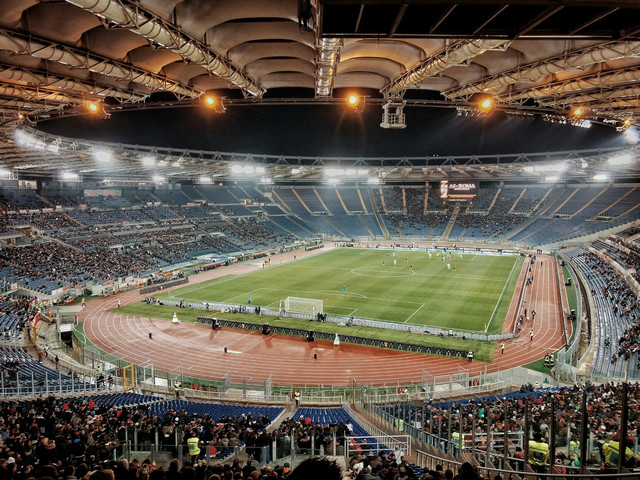 Ilustrasi hasil pertandingan roma v s milan. Sumber: liam mckay/unsplash