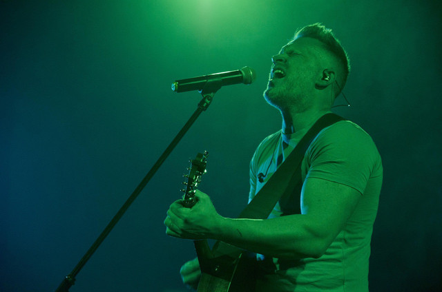 Ilustrasi makna lagu Indigo Henry Moodie. Sumber: Pixabay/rocheartist