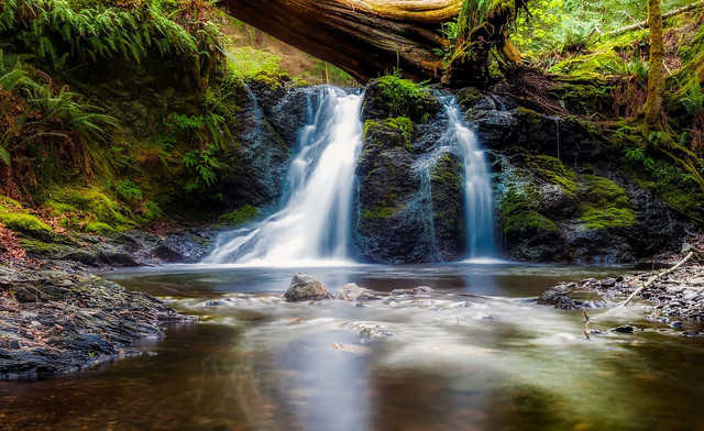 Air Terjun Pengantin Ngawi. Foto hanyalah ilustrasi, bukan tempat sebenarnya. Sumber: Pixabay