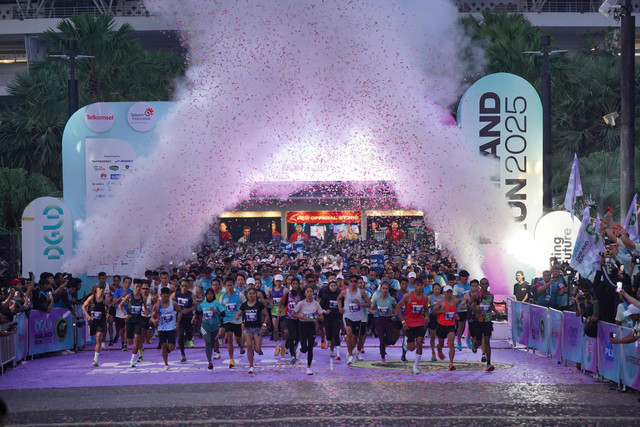 Para pelari yang meramaikan Digiland Run 2025 di Istora Senayan, Jakarta pada Minggu (18/5). Foto: Dok. Telkom