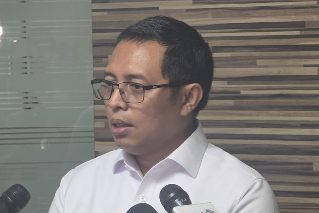 Kepala Presidential Communication Office (PCO) Hasan Nasbi di Kantor PCO, Jakarta Pusat, Senin (19/5/2025). Foto: Zamachsyari/kumparan