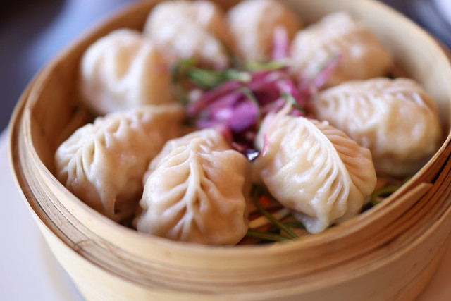 Ilustrasi Cara Mengatasi Adonan Dimsum yang Terlalu Lembek,Foto:Pexels/Valeria Boltneva