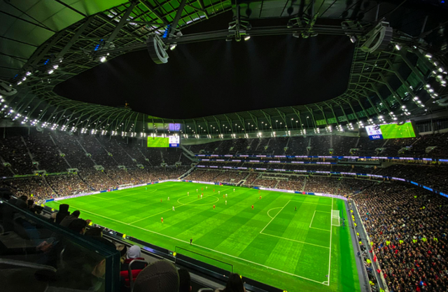 Ilustrasi Tottenham VS MU Kick Off Jam Berapa? Sumber: Pexels/Dom Le Roy