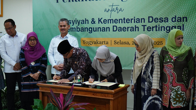 penandatanganan MoU Kemendes dan PP Aisyiyah