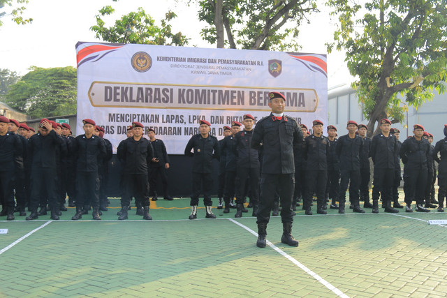 Kanwil Ditjen Pemasyarakatan Jawa Timur Deklarasikan Komitmen Bersama Wujudkan Lapas dan Rutan Bersih dari Narkoba dan HP Ilegal