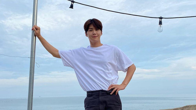 Ilustrasi Film dan Acara TV Kim Seon-ho. Foto: Instagram/@seonho__kim