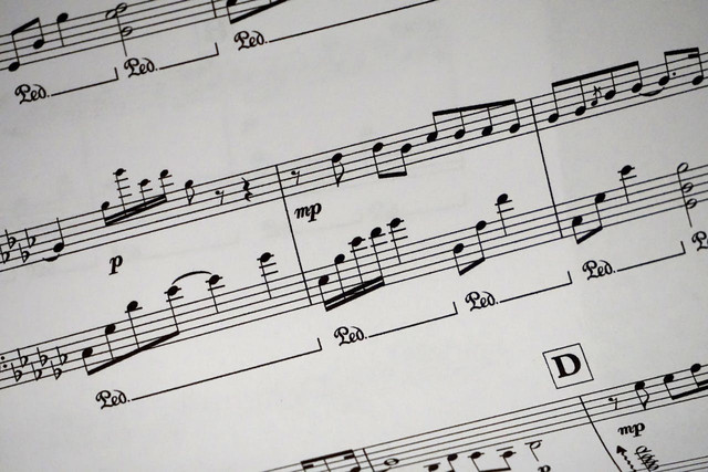 Lirik lagu Hymne Guru Terima Kasihku. Foto hanya ilustrasi, bukan yang sebenarnya. Sumber: Pexels/Pixabay 