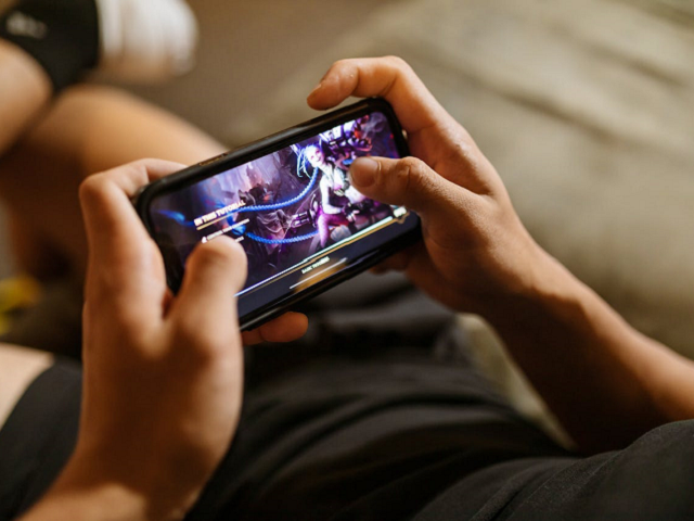 Ilustrasi kapan pertarungan pertama melawan madara di kolab MLBB x Naruto. Sumber: pexels.com/rdne.