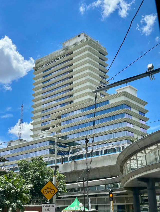 Kantor Kejaksaan Agung (Sumber: Satria Perdana. Under the Unsplash License)