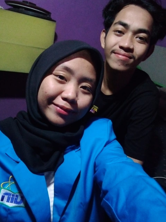 dokumentasi pewawancara dan narasumber (sumber: dokumen pribadi)