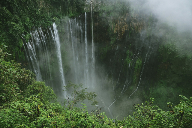 Air Terjun Tumpak Sewu. Sumber Unsplash Agto Nugroho