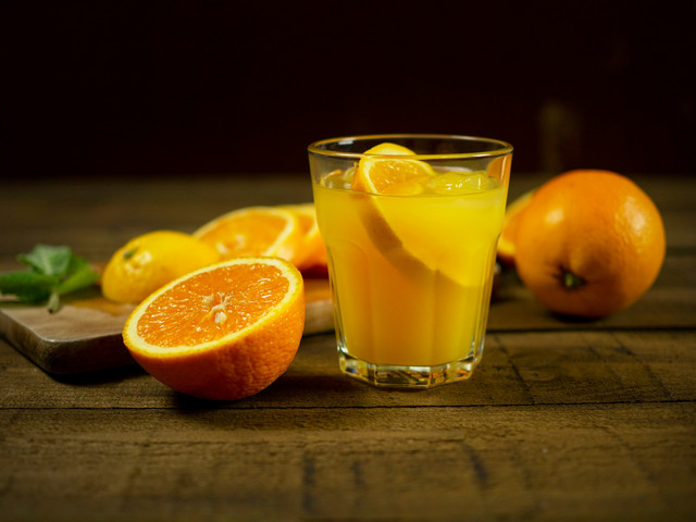 Campuran Jus untuk Kulit Berjerawat. Foto Hanya Ilustrasi, Bukan Sebenarnya. Sumber Unsplash Mateusz Feliksik