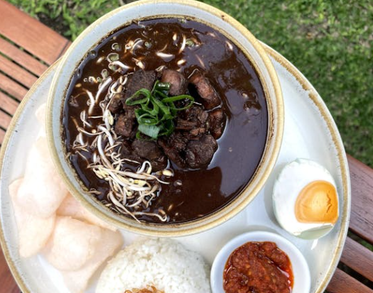Ilustrasi bumbu rawon instan terbaik. Sumber: Pexels/gledek1999