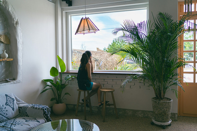 Cafe di Bogor View Bagus dan Murah. Foto hanya sebagai ilustrasi, bukan tempat sebenarnya. Sumber foto: Unsplash-sq lim