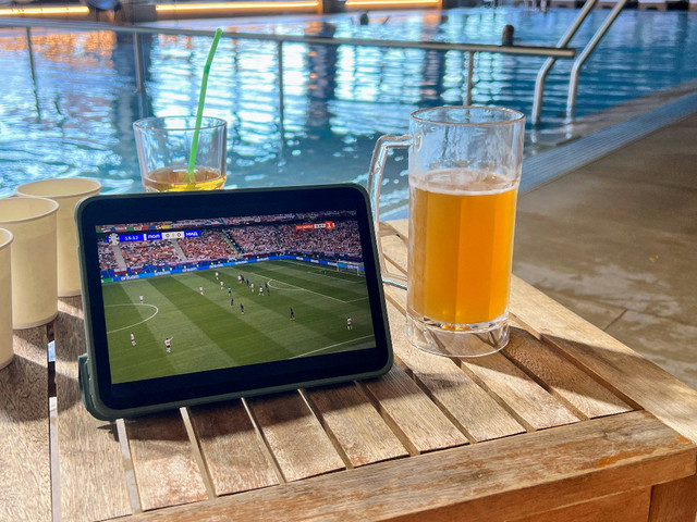 Ilustrasi cara nonton live streaming southampton vs arsenal - Sumber: unsplash.com/@branpeta