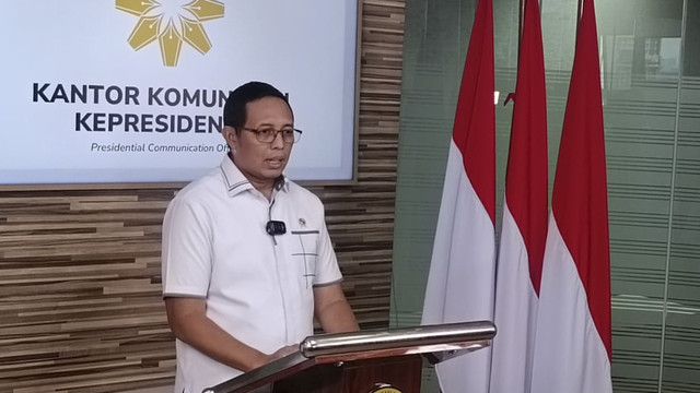 Kepala Presidential Communication Office (PCO) Hasan Nasbi di Kantor PCO, Jakarta Pusat, Senin (26/5/2025). Foto: Zamachsyari/kumparan