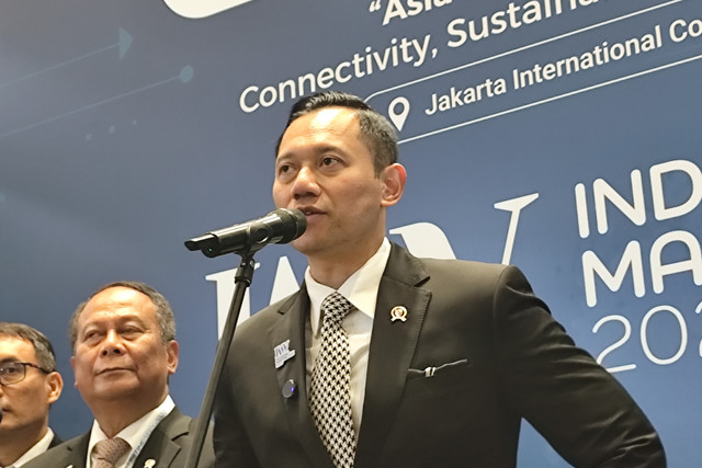 Menko Bidang Infrastruktur dan Pembangunan Kewilayahan Agus Harimurti Yudhoyono (AHY) di sela-sela gelaran IMW, di Jakarta Convention Center (JCC), Senin (26/5/2025).  Foto: Widya Islamiati/kumparan