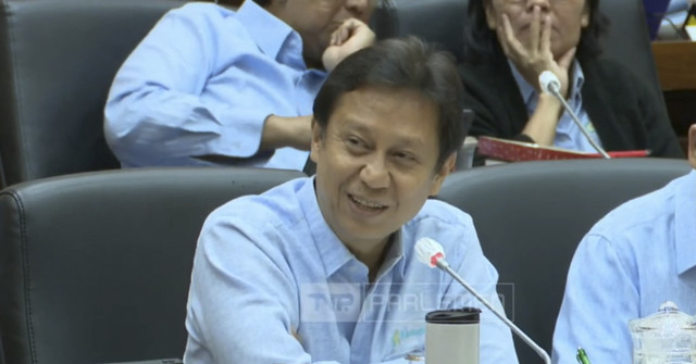 Menteri Kesehatan Budi Gunadi Sadikin saat rapat kerja (Raker) Komisi IX DPR RI dengan Menkes, DSJN, Dirut BPJS Kesehatan, Persi, ARSSI, Arsada, dan Apkesmi. Foto: Youtube/ TVR Parlemen