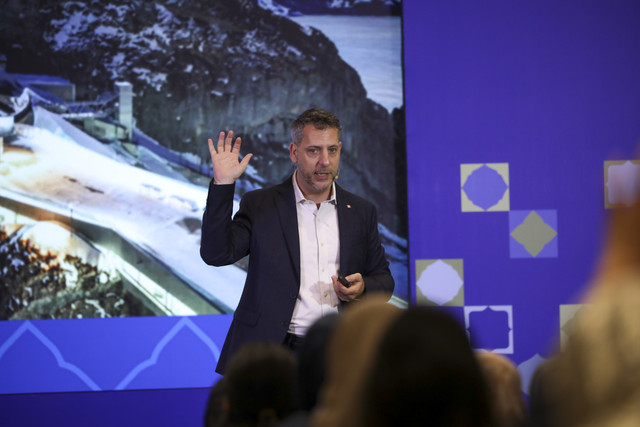 Direktur Pariwisata Swiss Asia Tenggara Batiste Pilet menjadi pembicara kumparan Halal Forum 2025 di Ballroom Artotel Mangkuluhur, Jakarta, Selasa (27/5/2025). Foto: Aditia Noviansyah/kumparan