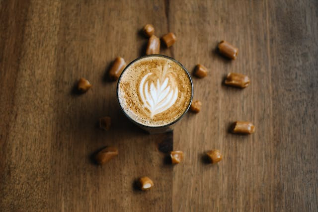 Menu Point Coffee Indomaret yang enak. Foto hanya ilustrasi bukan sebenarnya. Sumber foto: Pexels/Julissa Helmuth