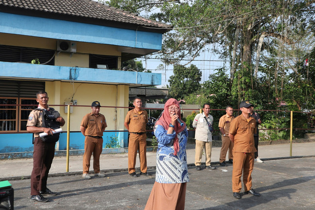 Ilustrasi BSU 2025 Kapan Cair, sumber gambar unsplash/Fajar Herlambang