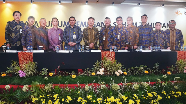 KB Bank umumkan susunan pengurus perseorang terbaru pada Rapat Umum Pemegang Saham (RUPS) Tahunan tahun buku 2024 di Menara Peninsula Hotel pada Rabu (28/5). Foto: Dok. KB Bank