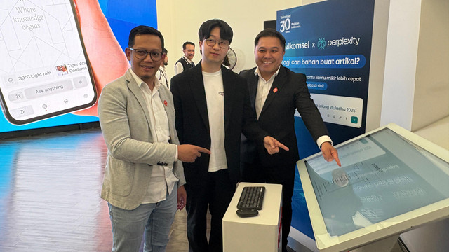 Telkomsel kolaborasi dengan Perplexity hadirkan paket bundling internet dan langganan layanan Perplexity untuk semua pelanggan Telkomsel. Foto: Habib Allbi Ferdian/kumparan