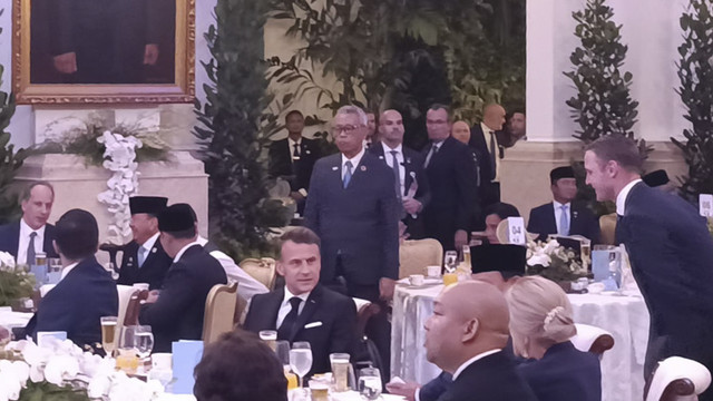 Suasnaa santap malam bersama Presiden Republik Indonesia Prabowo Subianto dan Presiden Prancis Emmanuel Macron di Istana Negara, Jakarta, Rabu (28/5/2025).  Foto: Zamachsyari/kumparan