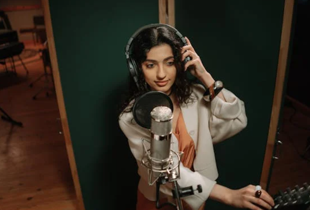 Ilustrasi Daftar Lagu Rose BLACKPINK. Sumber: Pexels/Cottonbro Studio