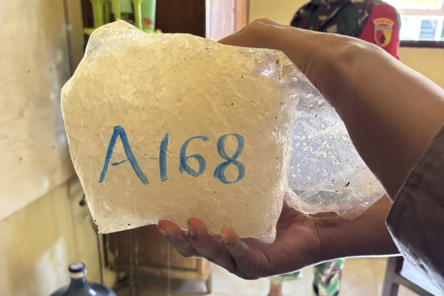 Sabu yang ditemukan nelayan Sumenep. Dok: Polres Sumenep