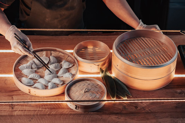 Ilustrasi cara merebus dimsum frozen,Pexels/Mikhail Nilov