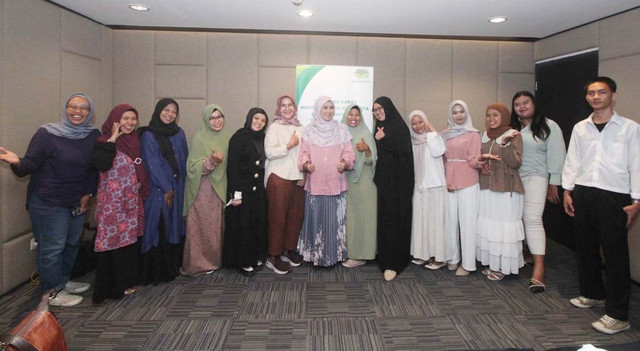 Dylla and Co Gelar Kelas “Bicara dengan Hati” Bareng TDA Surabaya