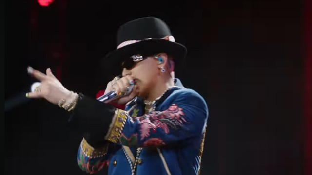 G-Dragon saat tampil di Head in The Clouds Los Angeles. Foto: Youtube/88rising