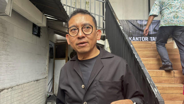 Menteri Kebudayaan Republik Indonesia Fadli Zon di Cibubur, Minggu (1/6/2025). Foto: Ave Airiza Gunanto/kumparan