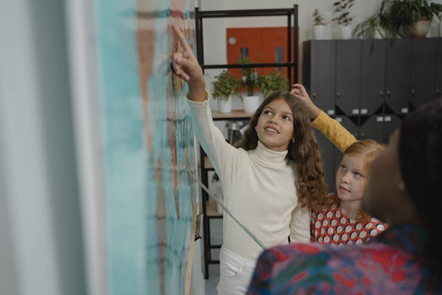 Bagaimana mengatasi masalah keberagaman karakteristik peserta didik? Foto hanya ilustrasi. Sumber: Pexels 