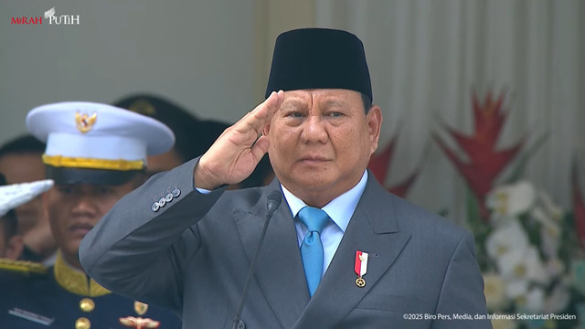 Presiden Prabowo Subianto menghadiri upacara Hari Lahir Pancasila di Gedung Pancasila Kemlu RI, Jakarta, Senin (2/6/2025). Foto: Youtube/Sekretariat Presiden