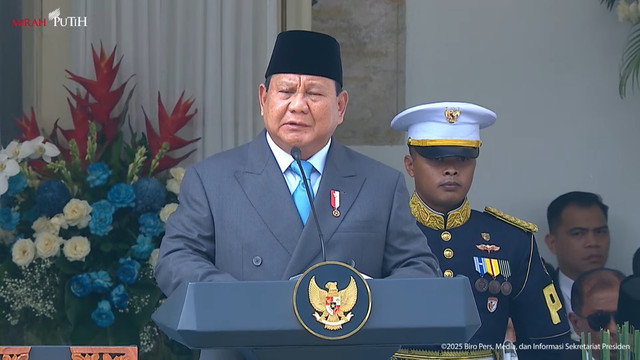 Presiden Prabowo Subianto menghadiri upacara Hari Lahir Pancasila di Gedung Pancasila Kemlu RI, Jakarta, Senin (2/6/2025). Foto: Youtube/Sekretariat Presiden
