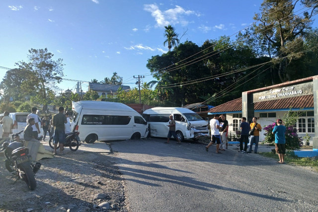 Kecelakaan beruntun di Kabupaten Tapanuli Utara (Taput), Sumut. Foto: Polres Taput