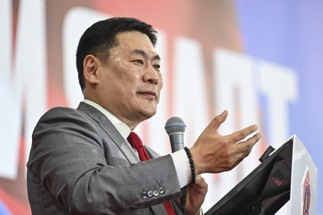 Perdana Menteri Mongolia Luvsannamsrain Oyun-Erdene. Foto: Hector Retamal/AFP