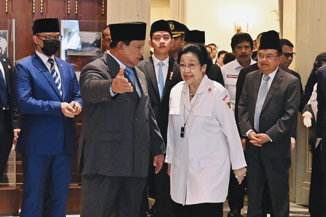 Presiden Prabowo Subianto bersama Megawati Soekarno Putri di acara Upacara Hari Lahir Pancasila di Gedung Pancasila, Jakarta, pada Senin (2/6/2025). Foto: Laily Rachev - Biro Pers Sekretariat Presiden