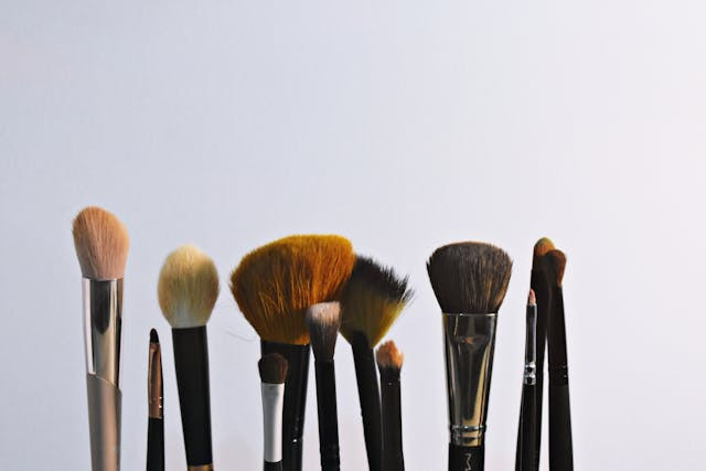 rekomendasi brush foundation t. Foto hanya ilustrasi. Sumber: Pexels 