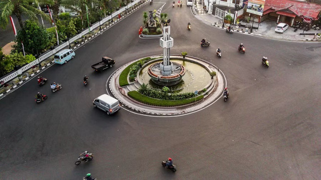 Wisata malam Salatiga. Foto adalah Kota Salatiga. Sumber: Unsplash/Visual Karsa