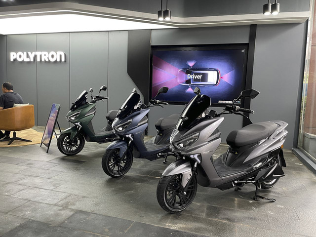 Warna baru motor listrik Polytron Fox R. Foto: Sena Pratama/kumparan