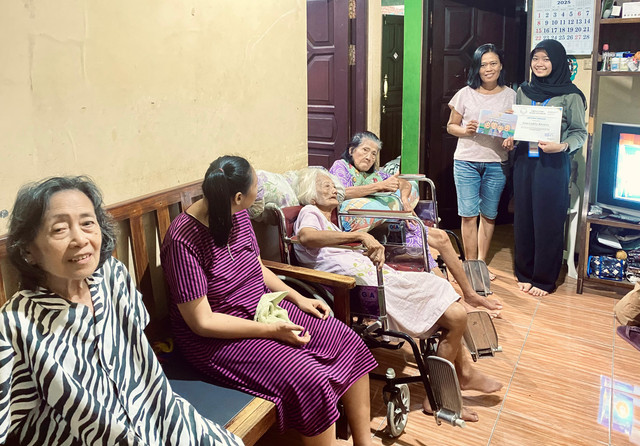 Kegiatan Sosialisasi Modul di Griya Lansia Kasih Anugerah (Foto: Dok. Pribadi)