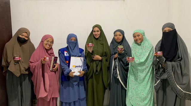 Kornet Qurban DT Peduli untuk Santri Rumah Qur'an Halimah (Sumber : DT Peduli)