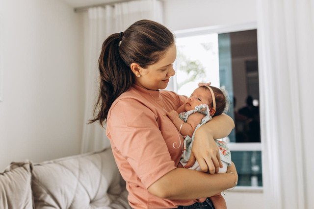 Ilustrasi cara agar bayi tidak muntah setelah minum ASI. Foto: Pexels.com