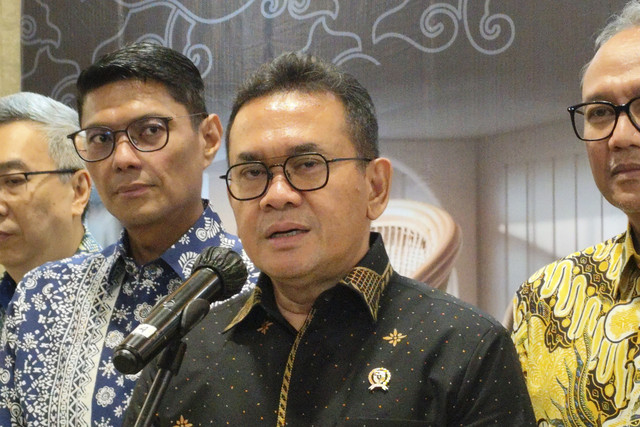 Menteri Perdagangan (Mendag) Budi Santoso di Kantor Kemendag, Jakarta, Rabu (4/6/2025). Foto: Widya Islamiati/kumparan